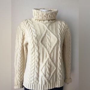 Inis Crafts 100% Merino Wool Cable Knit Sweater Made in Ireland Size Medium